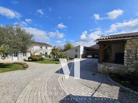 maison de luxe à vendre dans le quartier centre