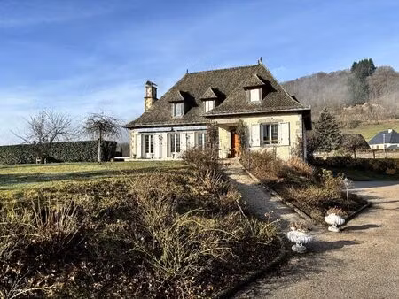 maison 5 chambres  210 m2 avec piscine