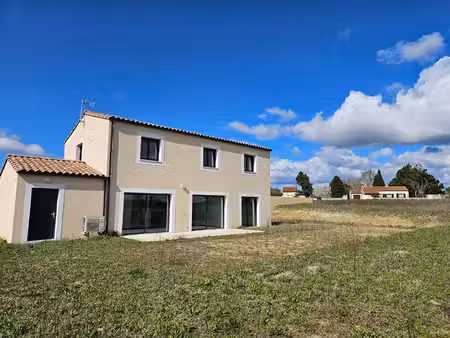 villa neuve t6 avec garage et grand jardin