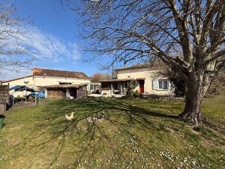 maison de caractere!