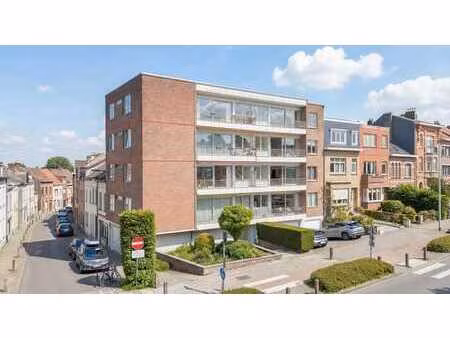 parmentier - bel appartement 2 chambres