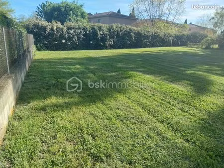 terrain 1 066 m² pamiers