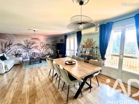 duplex 5 pièces 141 m²