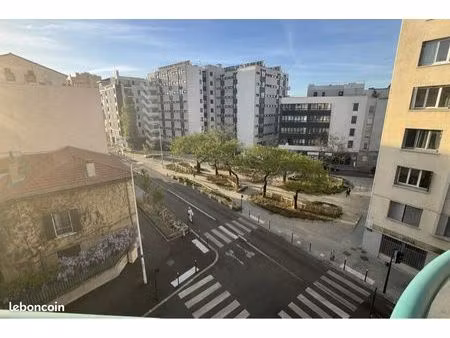 appartement 84 m² – t4 transformé en t3 – terrasse – garage en ss sol inclus – cave – lyon