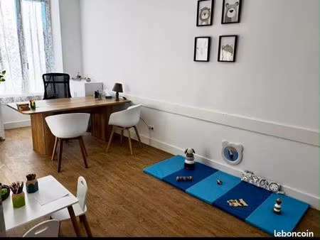 location bureau 16 m2