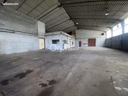 local d'activité 635 m²