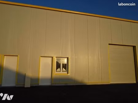 local d'activités mouen