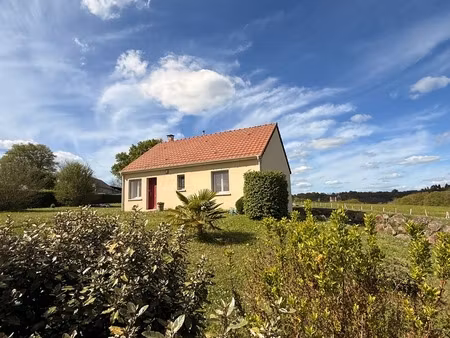 pavillon de 68m² 2 chambres avec vue exceptionnelle sur vallée et chateau de puyguillon 29