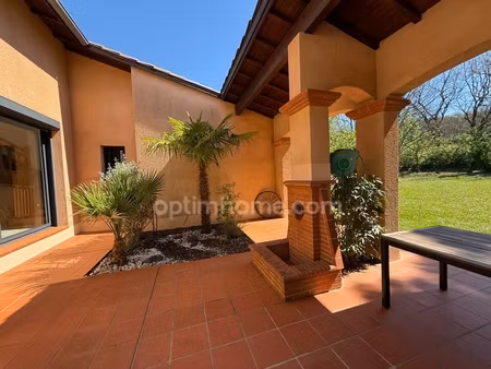 maison 8 pièces terrain 3000m²