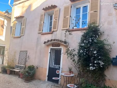 maison de village puget ville