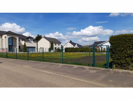 terrain constructible à vendre à amanvillers
