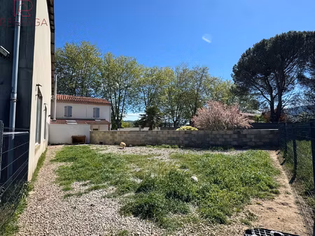 appartement t3bis avec jardin