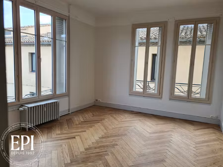 magnifique appartement t3 entièrement rénové