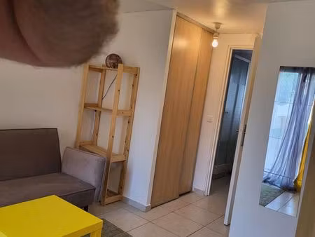 studio meublé - 19m2 - 15mn de la défense