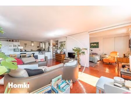 appartement t3 de 109 m2 à marseille 13001  rue flegier