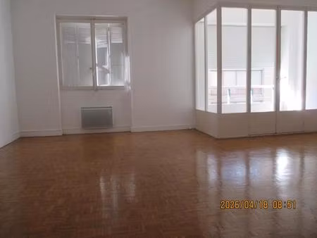 lodicentreruedelaloge