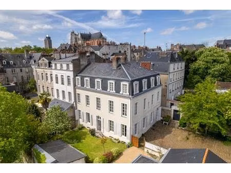 nantes centre t5 de caractère avec garage