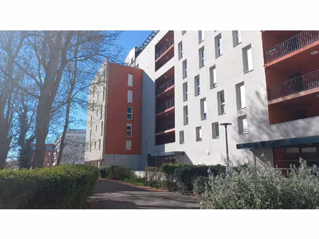 31500 toulouse: loue appartement t3