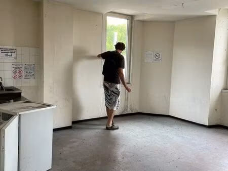 stockage garde-meuble dépôt local