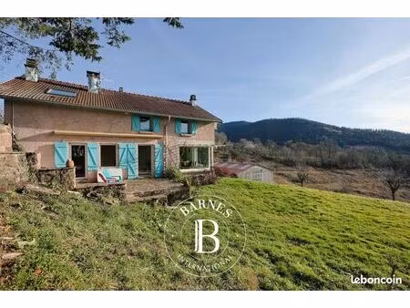 propriété 7 pièces 173 m²