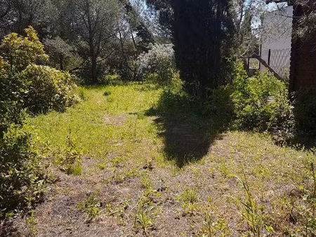 vends terrain constructible viabilisé