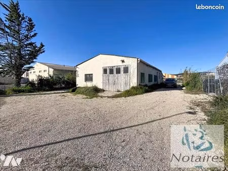 local d'activités 212 m² salon de provence