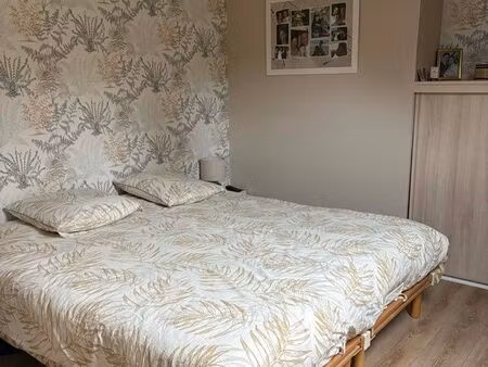 terrain de 1400 m² avec maison de 120 m sur au rez-de-chaussée et r+1