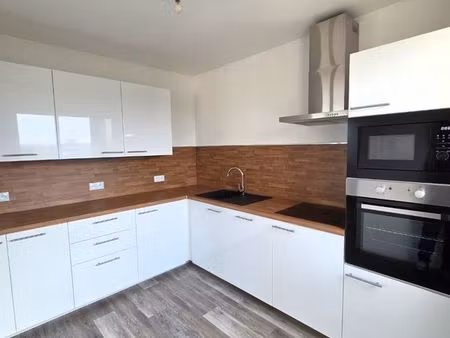 appartement 3 pièces 72 m2 refait entièrement à neuf