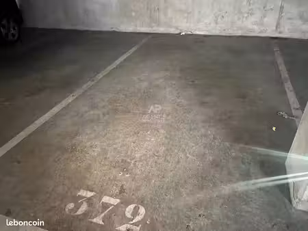parking/box cergy