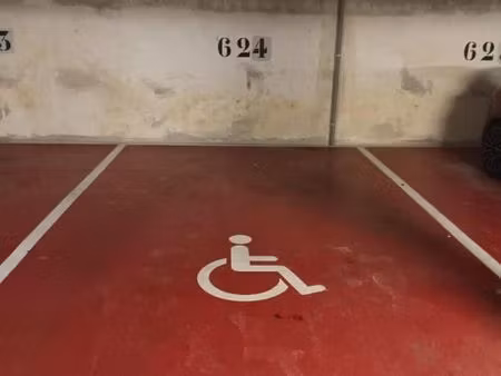 parking jouy le moutier