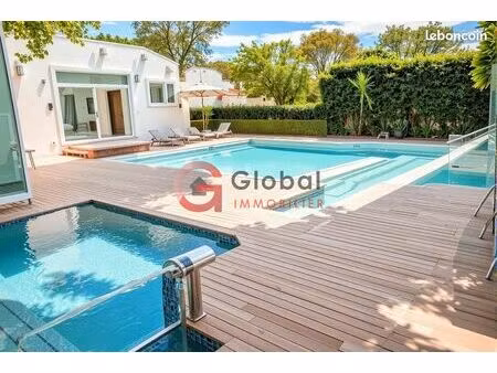 villa 7 pièces 150 m²