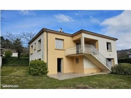 villa en ardèche – village de caractère  calme et nature