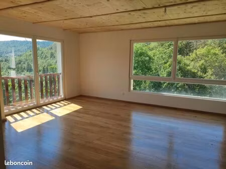 t4 lumineux et spacieux