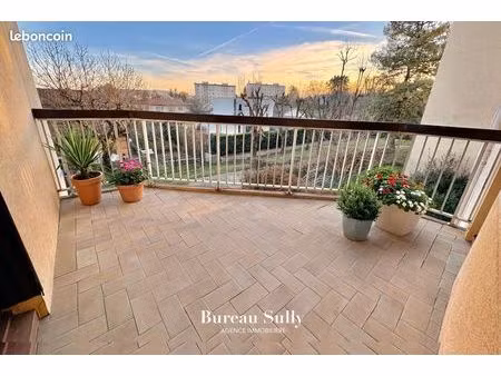 appartement 4 pièces 90 m²