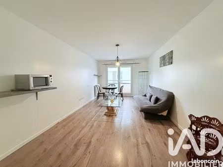 studio 1 pièce 31 m²