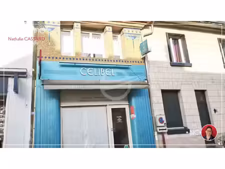 a vendre local commerciale 65 m2 + 50 m2 de réserve en plein