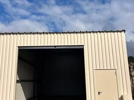 local commercial 72 m²