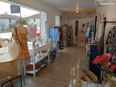 a louer local commercial à la saison