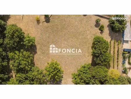 terrain constructible de 4709m2 - vue dégagée sur cogolin