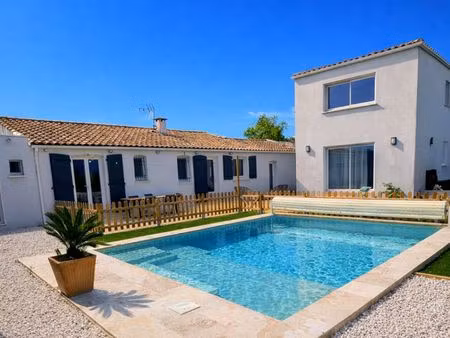 maison au calme avec piscine et dépendances