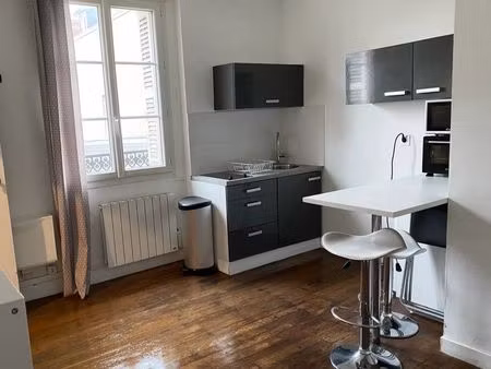 studio hyper centre tours