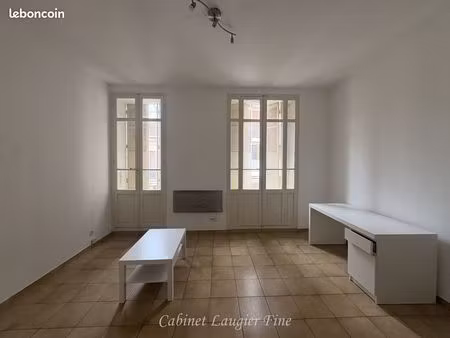 bureaux 49 m² marseille