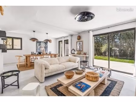 maison neuve individuelle -piscine- frais notaire 2%