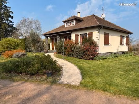 maison 10 pièces 126 m2