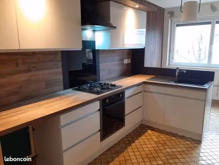 loue f2 remiremont dans residence securisee