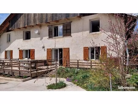 ferme 6 pièces 240 m²