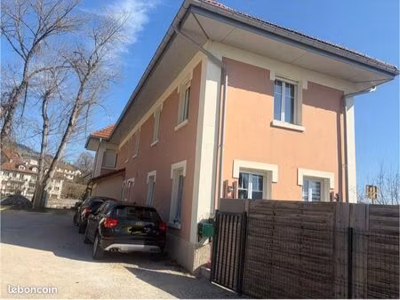 maison mitoyenne morteau