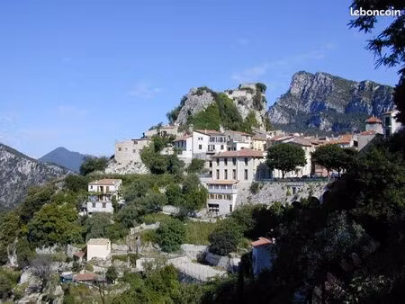 grand terrain à vendre à gilette