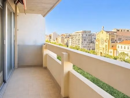 prado/périer t2 68m² possibilité t3 balcon et vues dégagées - volumes remarquables