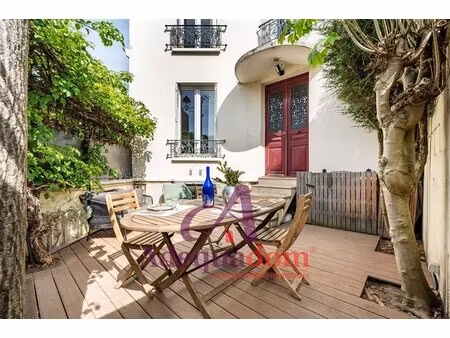 maison de luxe à vendre dans le quartier agent sarre-centre-les vallées-la garenne